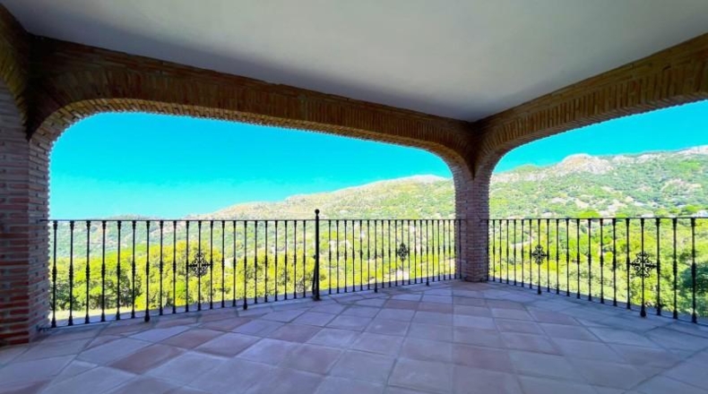 Málaga - Casares - 10000m2