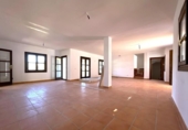 Xalet independent amb terreny en venda a la España, Casares, ref.: TR147840 foto