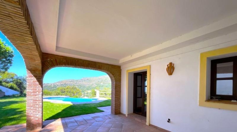 Málaga - Casares - 10000m2