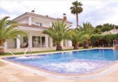 Chalet independiente con terreno en venta en la España, Alicante, ref: TR359937 foto