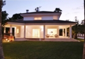 Chalet independiente con terreno en venta en la España, Alicante, ref: TR359937 foto