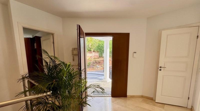 Малага - Benalmádena - 1060m2