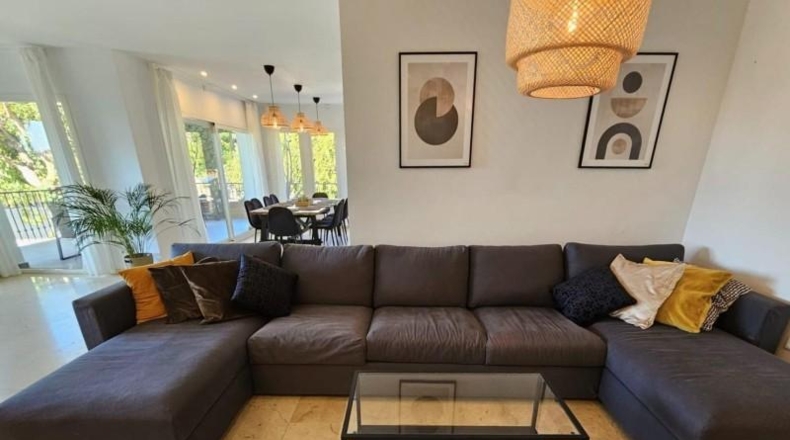 Малага - Benalmádena - 1060m2