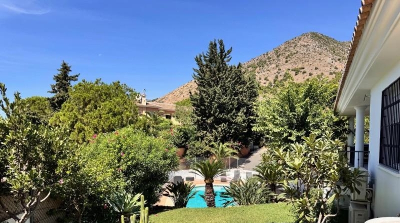 Малага - Benalmádena - 1060m2