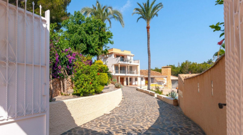 Alicante - Orihuela - 2400m2