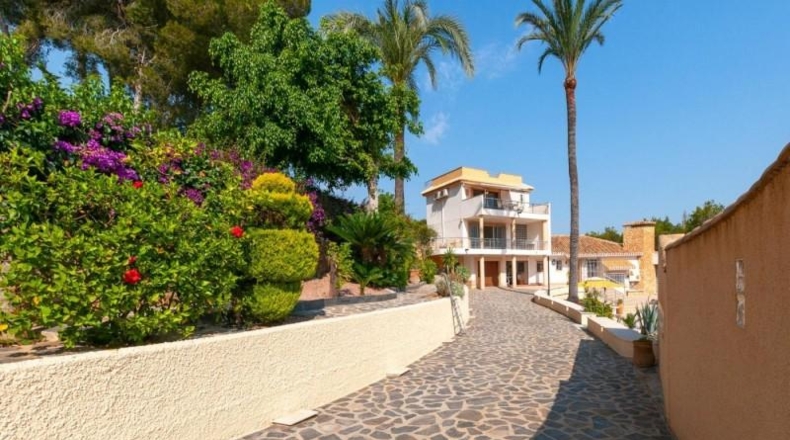 Alicante - Orihuela - 2400m2