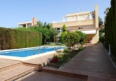 Xalet independent amb terreny en venda a la España, Alacant, ref.: TR313149 foto