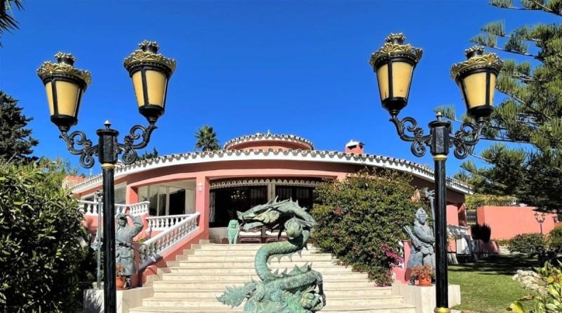 Málaga - Estepona - 2500m2