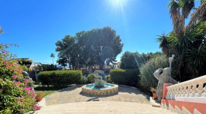 Málaga - Estepona - 2500m2