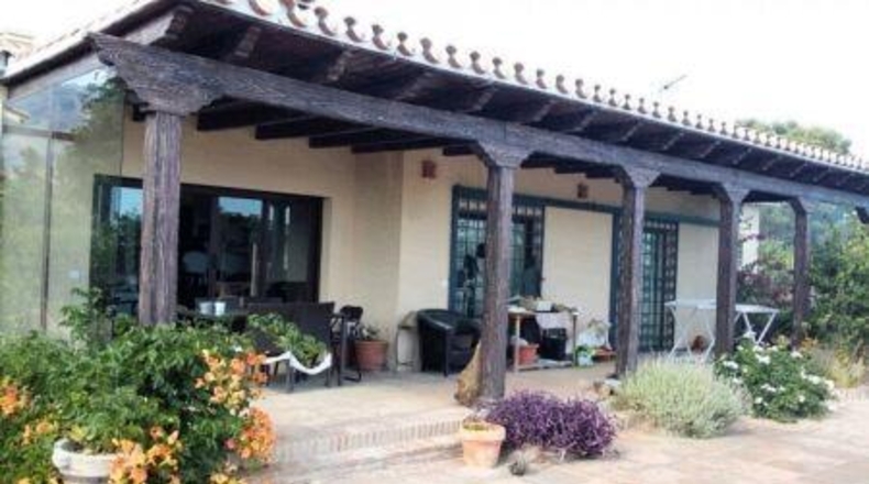 Málaga - Estepona - 10000m2