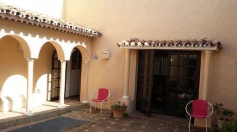 Málaga - Estepona - 10000m2