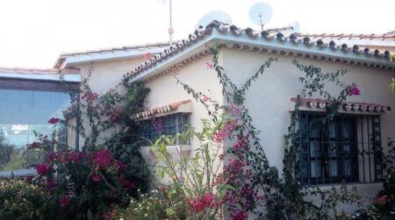 Málaga - Estepona - 10000m2