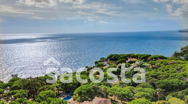 Girona - Lloret de Mar - 2298m2