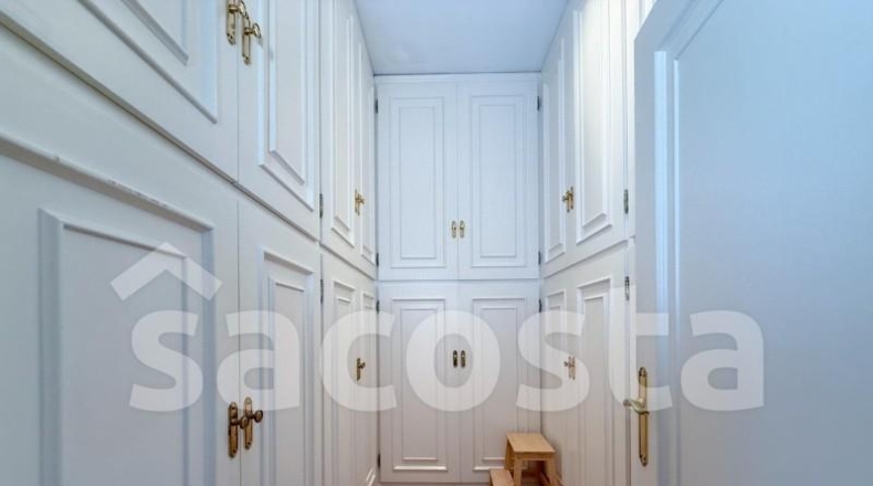 Girona - Lloret de Mar - 2298m2