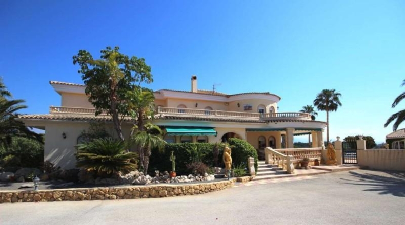 Alicante - Alfaz del Pi - 16000m2