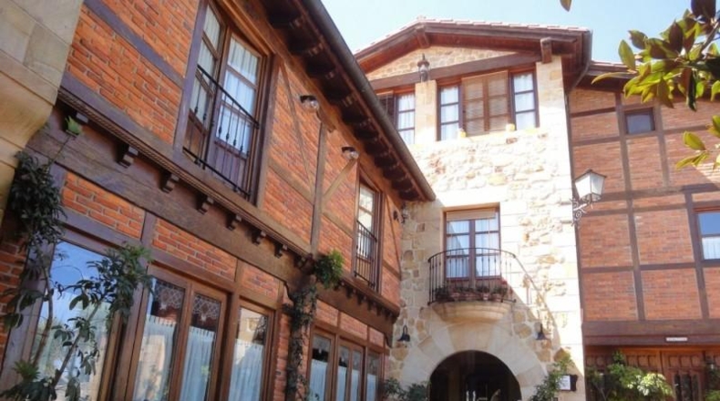Cantabria - Santillana del Mar - 878m2