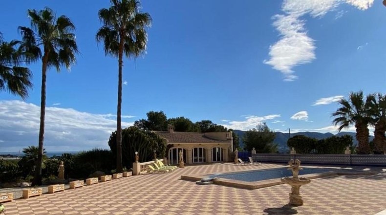 Аликанте - Alfaz del Pi - 16000m2
