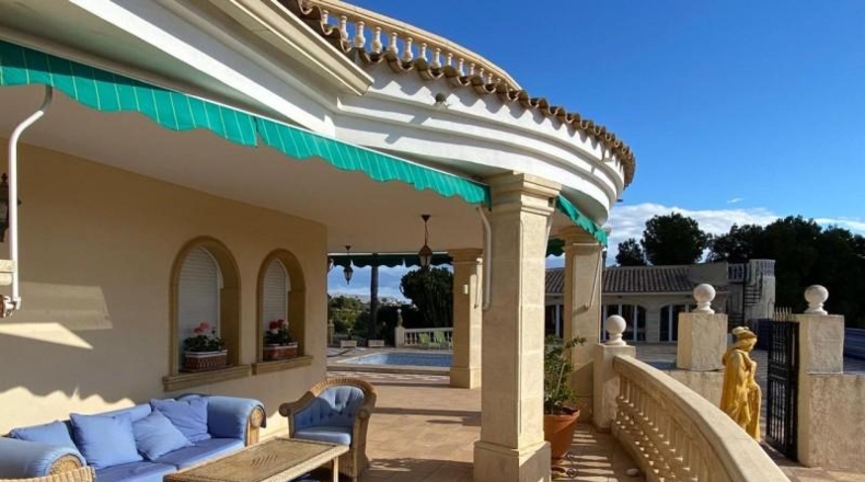 Аликанте - Alfaz del Pi - 16000m2