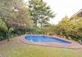Chalet independiente con terreno en venta en la España, Sant Cugat del Vallès, ref: TR145277 foto