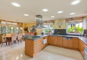 Chalet independiente con terreno en venta en la España, Sant Cugat del Vallès, ref: TR145277 foto