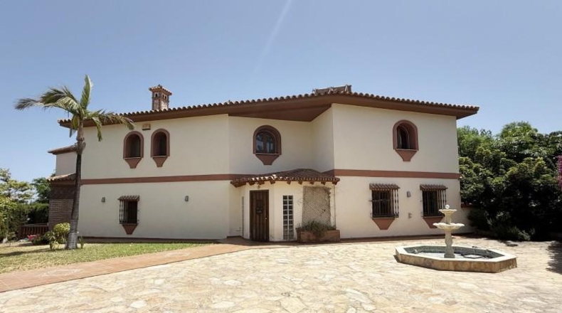 Málaga - Benalmádena - 1055m2