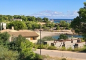 Отдельно стоящий дом с участком на продажу в городе l'Ametlla de Mar Фото