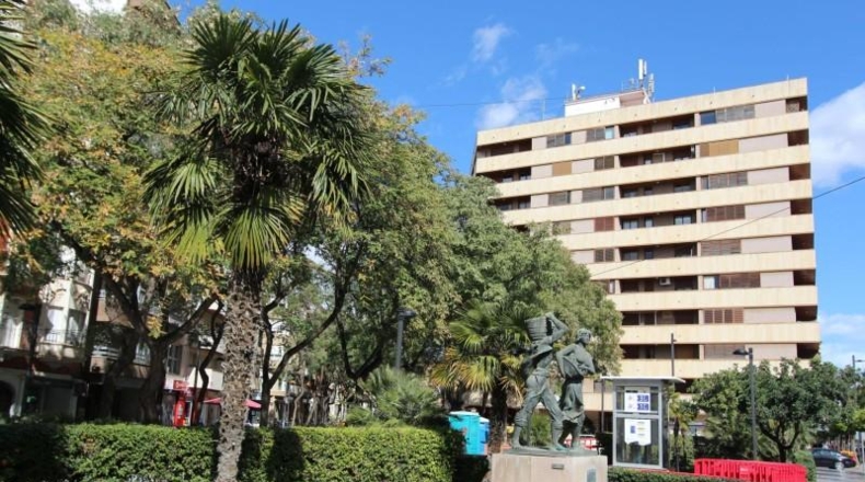 Valencia - Torrente - 701m2