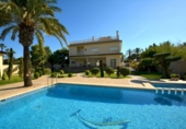 Chalet independiente con terreno en venta en la España, Orihuela, ref: TR345296 foto