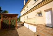 Chalet independiente con terreno en venta en la España, Orihuela, ref: TR345296 foto