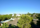Chalet independiente con terreno en venta en la España, Orihuela, ref: TR345296 foto
