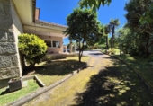 Chalet independiente con terreno en venta en la España, Vigo, ref: TR264726 foto