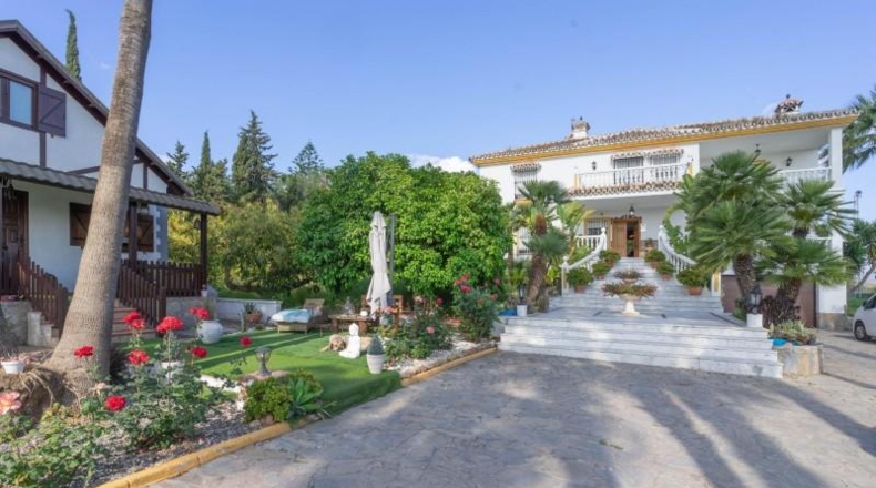 Málaga - Alhaurín el Grande - 6000m2