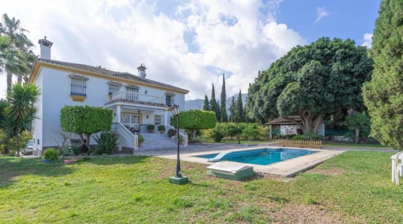 Málaga - Alhaurín el Grande - 6000m2