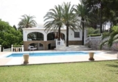 Xalet independent amb terreny en venda a la España, Altea, ref.: TR146066 foto