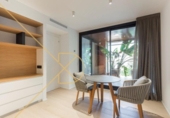 Дом с участком на продажу в городе Барселона Фото