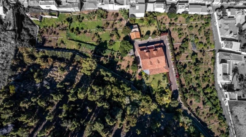 Santa Cruz de Tenerife - Puerto de la Cruz - 31200m2