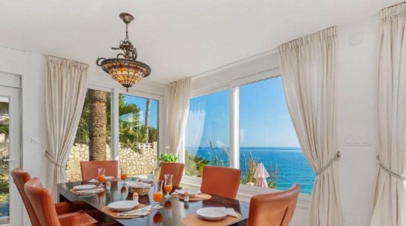 Alicante - Campello - 1350m2