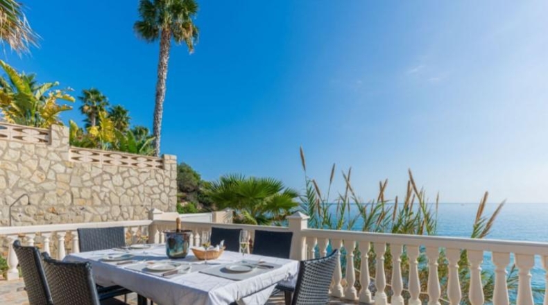 Alicante - Campello - 1350m2