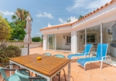 Chalet independiente con terreno en venta en la España, San Vicente del Raspeig, ref: TR377089 foto