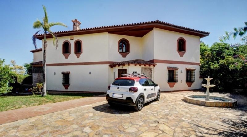 Málaga - Benalmádena - 1055m2