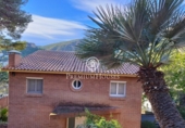 Chalet independiente con terreno en venta en la España, Castelldefels, ref: TR377249 foto