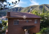 Chalet independiente con terreno en venta en la España, Castelldefels, ref: TR377249 foto