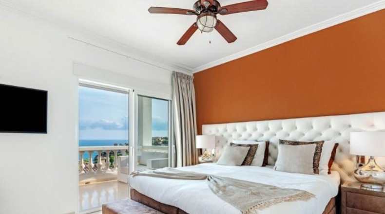 Alicante - Campello - 2629m2