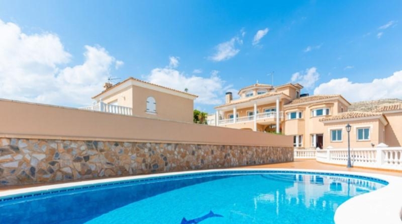 Alicante - Campello - 2629m2