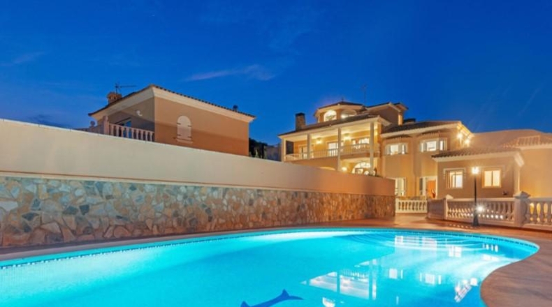 Alicante - Campello - 2629m2
