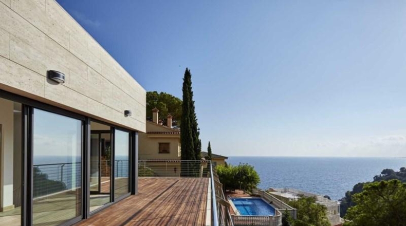 Gerona - Lloret de Mar - 629m2