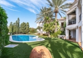 Chalet independiente con terreno en venta en la España, Huércal de Almería, ref: TR279916 foto