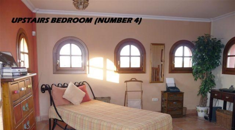 Málaga - Coín - 33500m2