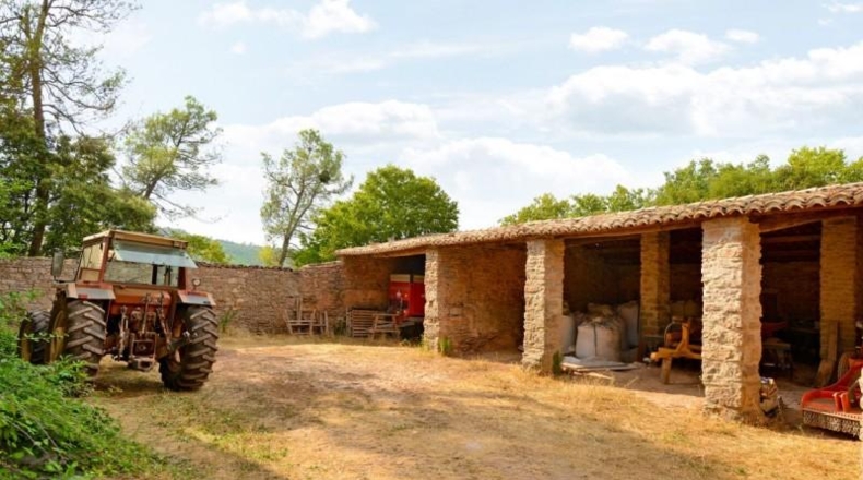 Barcelona - Sallent - 2081004m2