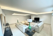 Xalet independent amb terreny en venda a la España, Marbella, ref.: TR144867 foto